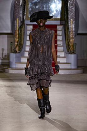 Vaquera Women s Ready-to-Wear Spring Summer 2027 Collection Fashion Show during Paris Fashion Week on September 30, 2026, in Paris, France Copyright: xAgencex xBestimagexAgencex xBestimagex