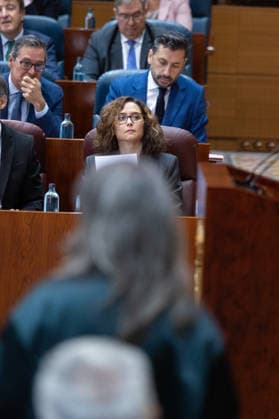 Housing Dominates This Thursday s Plenary Session of the Assembly, Marked by Maricarmen, the encampment, and the royal decrees. The president of the Community of Madrid, Isabel Díaz Ayuso, during a plenary session of the Madrid Assembly on October 1, 2026, in Madrid, Spain. Housing dominates this Thursday’s plenary session, October 1, in the Madrid Regional Assembly, marked by the eviction last week of 87-year-old Maricarmen, which has led to social unrest, including a protest camp at Puerta del Sol that has caused a new clash between the Government Delegation, City Hall, and the Regional Government, as well as the push for two royal decrees, the ratification of which Congress will vote on Friday, October 1, 2026. Jesús Hellí, Madrid, Spai  Copyright: xJesusxHellinx 7811910
