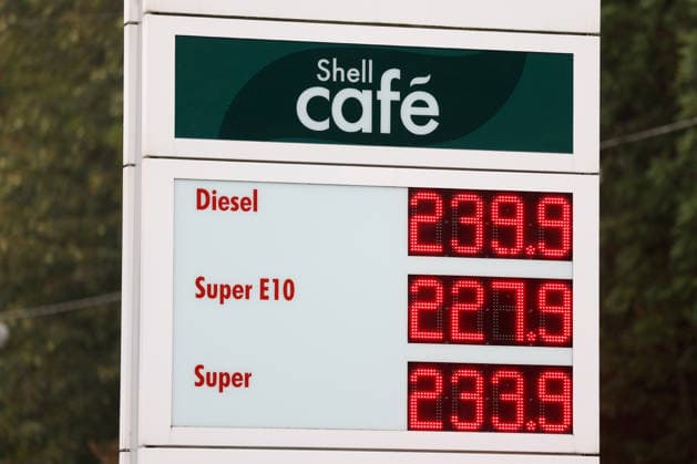 What will happen next with gas prices? Gas prices remain at very high levels. The so-called gasoline rebate has been in effect since midnig