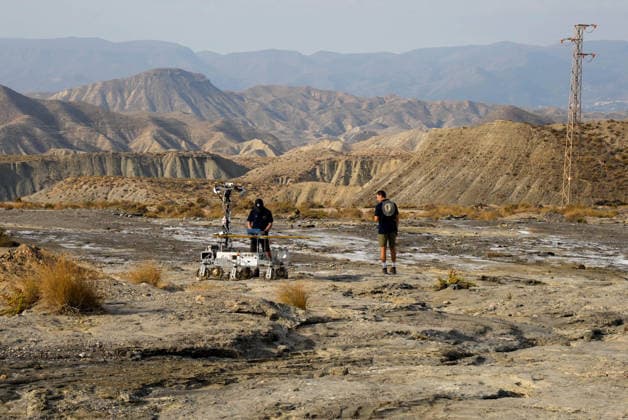 ESA Tests the Charlie Mars Rover from the ExoMars Rosalind Franklin Mission in Tabernas Images of the Charlie Mars rover in the Tabernas Desert October 1, 2026, in Tabernas, Almería, Andalusia, Spain The European Space Agency (ESA) is conducting field tests of the Charlie Mars rover in Tabernas, Almería, with the goal of testing technologies and operations that will be relevant to the ExoMars Rosalind Franklin mission, designed to explore the surface of Mars October 1, 2026 Marian Leó Almería, Andalusia Almería, Andalusia Spain  Copyright: xMarianxLeonx 7812288