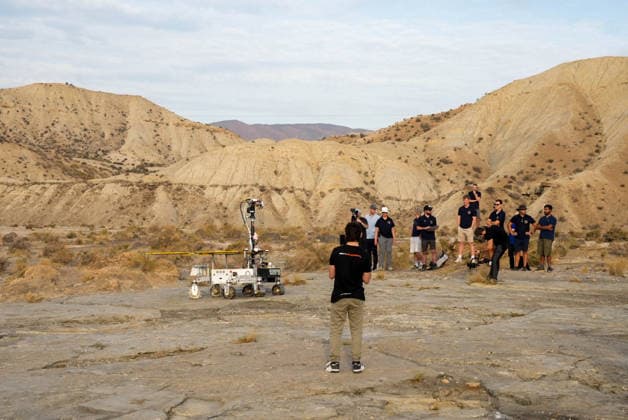 ESA Tests the Charlie Mars Rover from the ExoMars Rosalind Franklin Mission in Tabernas Images of the Charlie Mars rover in the Tabernas Desert October 1, 2026, in Tabernas, Almería, Andalusia, Spain The European Space Agency (ESA) is conducting field tests of the Charlie Mars rover in Tabernas, Almería, with the goal of testing technologies and operations that will be relevant to the ExoMars Rosalind Franklin mission, designed to explore the surface of Mars October 1, 2026 Marian Leó Almería, Andalusia Almería, Andalusia Spain Copyright: xMarianxLeonx 7812277