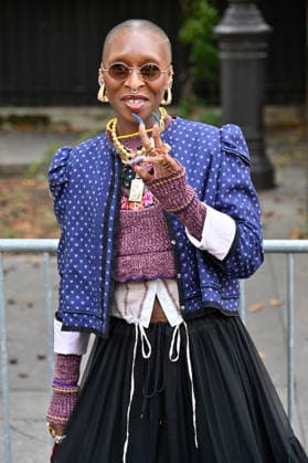 PFW Chloe Outside Arrivals JR Cynthia Erivo arriving at the Chloe show during Paris Fashion Week, in Paris, France on 1 October 2026. Photo by Julien Reynaud APS-Medias ABACAPRESS.COM Paris France  Copyright: xReynaudxJulien APS-Medias ABACAx