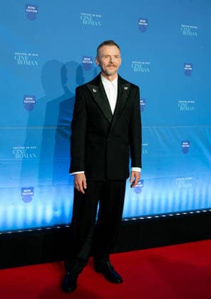 8th Cineroman Festival - Only What We Carry Red Carpet - Nice Simon Pegg attends the red carpet for Jamie Adams s film Only what we carry at the Cineroman festival, dedicated exclusively to films adapted from literary work, in Pathe Gare du Sud in Nice, France, on September 30, 2026. Photo by Laurent Coust ABACAPRESS.COM Paris France Copyright: xCoustxLaurent ABACAx