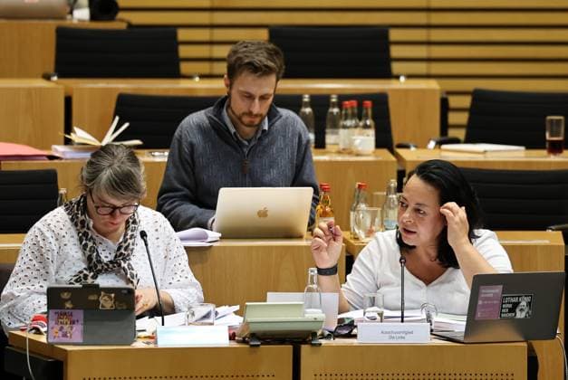 Thuringian State Parliament, Justice Committee, September 30, 2026, Erfurt, Thuringian State Parliament, Justice Committee, Oral Hearing on the Motion by The Left Party to Initiate Proceedings to Ban the AfD. Pictured: Ulrike Grosse-Roethig (The Left) and Katharina Koenig-Preuss (The Left)