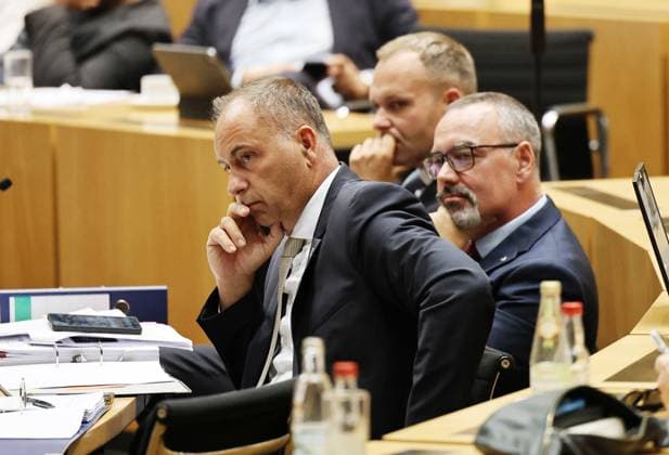 Thuringian State Parliament, Justice Committee, September 30, 2026, Erfurt, Thuringian State Parliament, Justice Committee, Oral hearing on the motion by The Left parliamentary group to initiate proceedings to ban the AfD. Pictured: Pascal Wloch (AfD), Daniel Haseloff (AfD), and Sascha Schloesser (AfD) during the hearing conducted by Hape Kerkeling