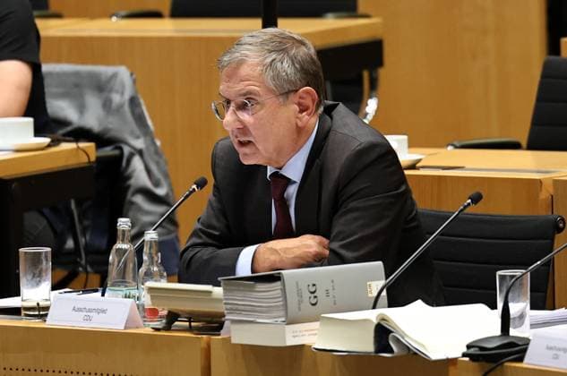 Thuringian State Parliament Justice Committee, September 30, 2026, Erfurt, Thuringian State Parliament, Justice Committee, Oral Hearing on the Motion by the Die Linke Parliamentary Group to Initiate Proceedings to Ban the AfD; Pictured: Dr. Wolfgang Weisskopf, CDU