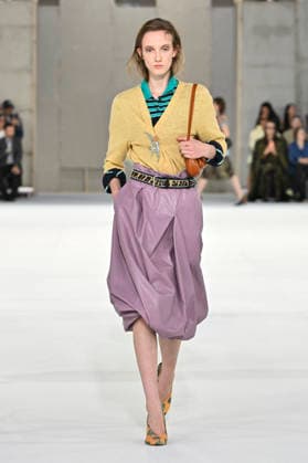 Dries Van Noten Women s Ready-to-Wear Spring Summer 2027 Collection Fashion Show during Paris Fashion Week, September 30, 2026 Dries Van Noten Women’s Ready-to-Wear Spring Summer 2027 Collection Fashion Show, during Paris Fashion Week, September 30, 2026, Paris, France  Copyright: xAgencex xBestimagexAgencex xBestimagex