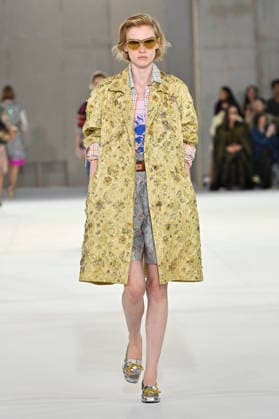 Dries Van Noten Women s Ready-to-Wear Spring Summer 2027 Collection Fashion Show during Paris Fashion Week, September 30, 2026 Dries Van Noten Women s Ready-to-Wear Spring Summer 2027 Collection Fashion Show, during Paris Fashion Week, September 30, 2026, Paris, France  Copyright: xAgencex xBestimagexAgencex xBestimagex