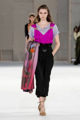 Dries Van Noten Women s Ready-to-Wear Spring Summer 2027 Collection Fashion Show during Paris Fashion Week, September 30, 2026 Dries Van Noten Women’s Ready-to-Wear Spring Summer 2027 Collection Fashion Show, during Paris Fashion Week, September 30, 2026, Paris, France  Copyright: xAgencex xBestimagexAgencex xBestimagex