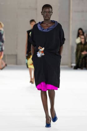 Dries Van Noten Women s Ready-to-Wear Spring Summer 2027 Collection Fashion Show during Paris Fashion Week, September 30, 2026 Dries Van Noten Women’s Ready-to-Wear Spring Summer 2027 Collection Fashion Show, during Paris Fashion Week, September 30, 2026, Paris, France  Copyright: xAgencex xBestimagexAgencex xBestimagex