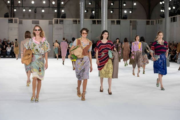 Dries Van Noten Women s Ready-to-Wear Spring Summer 2027 Collection Fashion Show during Paris Fashion Week, September 30, 2026 Dries Van Noten Women’s Ready-to-Wear Spring Summer 2027 Collection Fashion Show, during Paris Fashion Week, September 30, 2026, Paris, France  Copyright: xAgencex xBestimagexAgencex xBestimagex