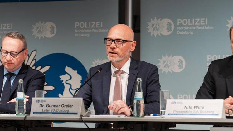 Press Conference Following the Hells Angels Raid in Duisburg ** FOR EDITORIAL PURPOSES ONLY ** EDITORIAL USE ONLY ** Portrait of Dr. Gunnar Greier, Head of the Duisburg Public Prosecutor’s Office. Event: Press conference at the HSPV NRW in Duisburg. Police and public prosecutors take stock. How investigators plan to get at the Hells Angels’ money. Duisburg, O Copyright: TobiasxStern doc87u9nltq2ol1hcia61qmw ,EDITORIAL USE ONLY Copyright: TobiasxStern