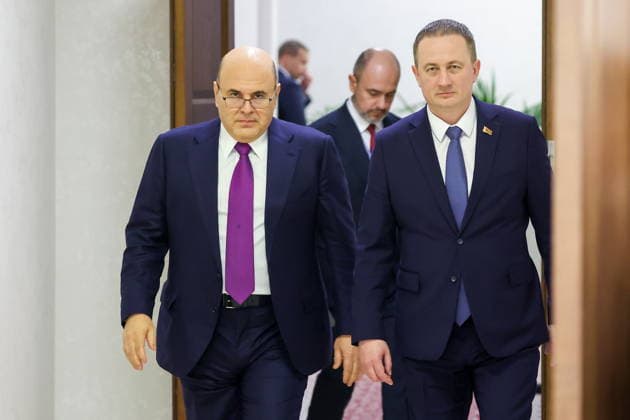 BELARUS, MINSK - OCTOBER 1, 2026: Russia s Prime Minister Mikhail Mishustin and his Belarusian counterpart Alexandr Turchin (L-R front) arrive for a meeting of the Council of Ministers of the Union State of Russia and Belarus at the House of the Belarusian Government Minsk Belarus - ZUMAt113 20261001_zaa_t113_138 Copyright: xAlexanderxRyuminx