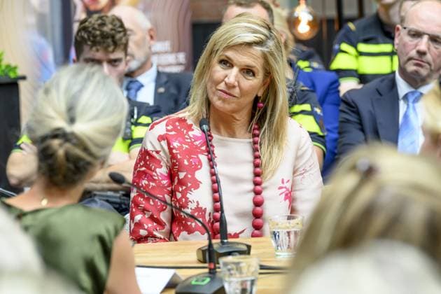 Apeldoorn, The Netherlands, 2026-10-01 14:17:07 APELDOORN, 01-10-2026, Police Academy. Queen Maxima visits the Police Academy in Apeldoorn in the context of financially sound employership. With over 67,000 employees, the National Police is one of the largest employers in the Netherlands and a member of the Foundation for Financially Healthy Netherlands (SFGN). Queen Maxima is honorary chair of this foundation. PHOTO: NLBeeld Patrick van Emst Credit: NL Beeld Patrick van Emst  Copyright: xx x
