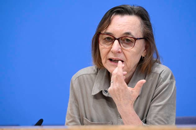 ABB BPK Carmen Scheibenbogen, German hematologist-oncologist and professor of immunology at Berlin’s Charité. Topic: Presentation on post-infectious diseases—care, research, and prevention, using Long COVID as an example—at the BPK Federal Press Conference in Berlin on October 1, 2026, Berlin, Germany