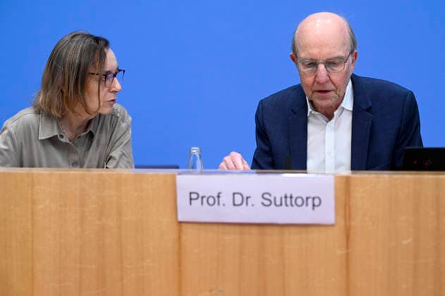 ABB BPK Carmen Scheibenbogen, a German hematologist-oncologist and professor of immunology at Berlin’s Charité; Prof. Dr. Norbert Suttorp from the Department of Infectious Diseases, Pulmonology, and Critical Care Medicine Topic: Presentation of a report on post-infectious diseases—care, research, and prevention—using Long COVID as an example