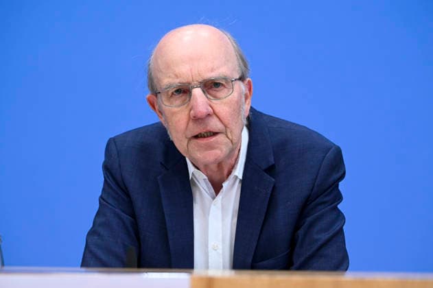 ABB BPK Prof. Dr. Norbert Suttorp from the Interdisciplinary Group for Infectious Diseases, Pulmonology, and Critical Care Medicine Topic: Presentation of a report on post-infectious diseases—care, research, and prevention—using Long COVID as an example at the BPK Federal Press Conference in Berlin on October 1, 2026, Berlin, Germany