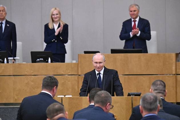 Moscow. The first session of the State Duma of the Russian Federation of the ninth convocation. Russian President Vladimir Putin speaks at the session. KomsomolskayaxPravda