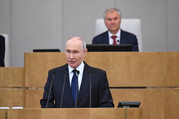 Moscow. The first session of the State Duma of the Russian Federation of the ninth convocation. Russian President Vladimir Putin speaks at the session. KomsomolskayaxPravda