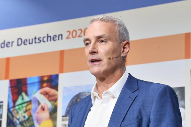 Berlin, Germany, October 1, 2026, Federal Press Conference Center, Press Conference: R V Insurance Study, The Fears of Germans in 2026, Grischa Brower Rabinowitsch Copyright: xdtsxNachrichtenagenturx dts_137052