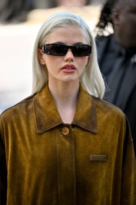 PFW Balenciaga Outside Arrivals JR Hayes Warner arriving at the Balenciaga show during Paris Fashion Week, in Paris, France on 1 October 2026. Photo by Julien Reynaud APS-Medias ABACAPRESS.COM Paris France  Copyright: xReynaudxJulien APS-Medias ABACAx