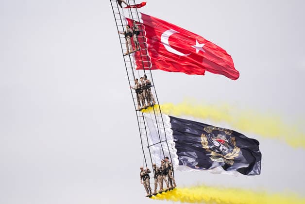 TEKNOFEST Southeast in Turkiye s Sanliurfa SANLIURFA, TURKIYE - OCTOBER 1: Special Operations police officers performs an S-70 flag-salute flight during the TEKNOFEST Southeast aviation and technology festival at Sanliurfa GAP Airport in Sanliurfa, Turkiye, on October 1, 2026. Adem Kutucu Anadolu Sanliurfa Turkey. Editorial use only. Please get in touch for any other usage.  Copyright: x2026xAnadoluxAdemxKutucux