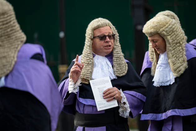 October 1, 2026, London, London, UK: LONDON, UK. Members of the legal profession mark the start of the legal year with a religious service in Westminster Abbey followed by a reception at the Westminster Abbey, hosted by the Lord Chancellor. The custom dates back to the Middle Ages when the High Court was held in Westminster Hall and judges would walk over to Westminster Abbey for the service. London UK - ZUMAl94_ 20261001_zaf_l94_027 Copyright: xStephenxChungx