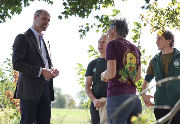 The Prince Of Wales Visits Monmouthshire And Herefordshire ABERGAVENNY, WALES - OCTOBER 01: Prince William, Prince Of Wales (L) joins volunteers participating in a seed collection activity and hears about the progress towards the goal of planting one million trees during his visit to charity Stump Up For Trees, which aims to plant native trees across South Wales, at White Castle Farm on October 01, 2026 in Abergavenny, Wales. The Prince of Wales also visited the region to meet with those tackling the threat of flooding caused by extreme weather conditions., Credit:Chris Jackson PA ROTA - B68 Avalon United Kingdom, Wales, Abergavenny  Copyright: xChrisxJacksonx xPAxROTAx-xB68x xAvalonx 1139798739