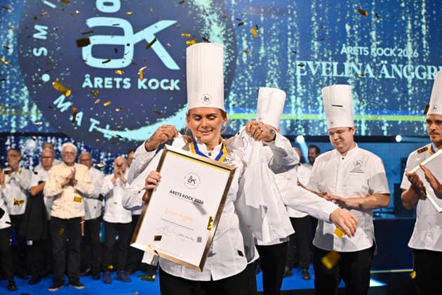 STOCKHOLM, SWEDEN 20261001 Evelina Änggren wins Chef of the Year and is honored during the Chef of the Year 2026 finals at Annexet in Stockholm STOCKHOLM SWEDEN x10040x  Copyright: xAndersxWiklund TTx ARETS KOCK 2026 NiwLxQgLTIM