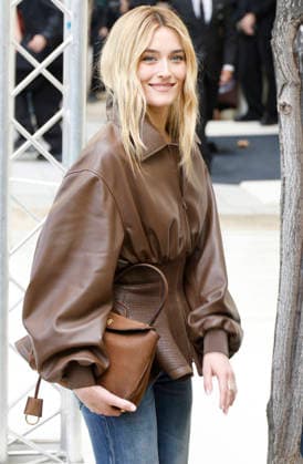 Sarah Pidgeon arrives at the Balenciaga Spring Summer 2027 Women s Ready-to-Wear fashion show during Paris Fashion Week (PFW) at the Tennis Club de Paris, France, on October 1, 2026. Christophe Aubert Bestimage. Arrivals at the Balenciaga fashion show as part of Paris RTW Spring Summer 2027 Fashion Week, held at the Tennis Club de Paris on October 1, 2026, in Paris, France. Paris, France  Copyright: xChristophexAubertx xBestimagexChristophexAubertx xBestimagex
