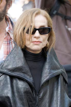 Isabelle Huppert arrives at the Balenciaga Spring Summer 2027 Women’s Ready-to-Wear fashion show during Paris Fashion Week (PFW) at the Tennis Club de Paris, France, on October 1, 2026. Christophe Aubert Bestimage. Arrivals at the Balenciaga fashion show as part of Paris RTW Spring Summer 2027 Fashion Week, held at the Tennis Club de Paris on October 1, 2026, in Paris, France. Paris, France  Copyright: xChristophexAubertx xBestimagexChristophexAubertx xBestimagex