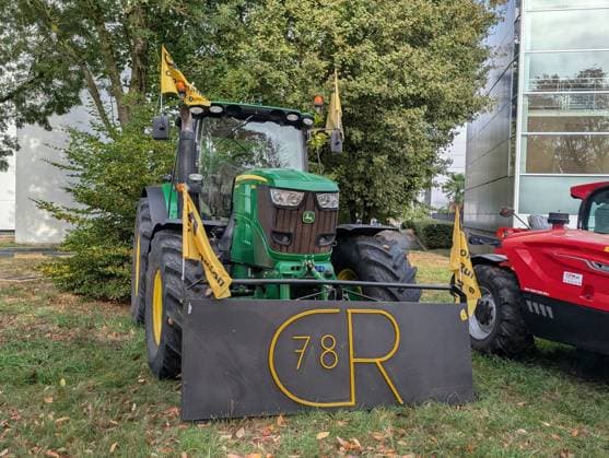 French farmers protest rising fuel prices GUYANCOURT, FRANCE - OCTOBER 1: A view of a tractor as farmers dump several metric tons of agricultural waste in front of the tax office and douse its facade with liquid to protest soaring fuel prices in Guyancourt, France, on October 1, 2026. The action is led by the Coordination Rurale union, which is demanding measures to lower the price of agricultural fuel and has announced plans to escalate its protests. Luc Auffret Anadolu Guyancourt France. Editorial use only. Please get in touch for any other usage.  Copyright: x2026xAnadoluxLucxAuffretx