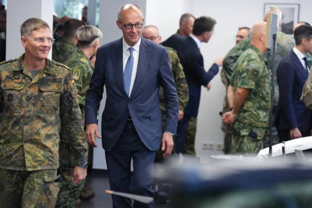 Visit to the German-Dutch Corps with Chancellor Merz: Chancellor Friedrich Merz on his way to meet with soldiers of the 1st German-Dutch Corps, Münster, October 1, 2026, Münster, North Rhine-Westphalia, Germany