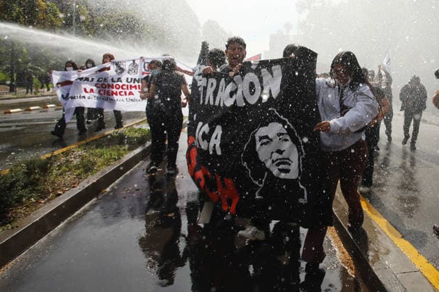Santiago, October 1, 2026—The Chilean Student Confederation and social organizations are calling for a national strike in Santiago and other regions, demanding funding for public education as part of the debate on the 2027 Budget Bill. Jonnathan Oyarzun, Aton Chile, Santiago, Chile. Aton 1195826  Copyright: JONNATHANxOYARZUN ATONxCHILE