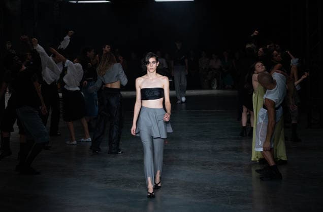 Paris Fashion Week Women s Wear SPRING SUMMER 2027 Collection by ALAINPAUL, October 1, 2026, photography by Sylvie Lefort, MAXPPP 01 10 2026 @Sylvie Lefort Photography MAXPPP 10 01 26 Models showcase designs from the ALAINPAUL Women’s Spring Summer 2027 collection during Paris Fashion Week in Paris, France, October 1, 2026. The presentation of the women’s collections took place from September 28 to October 6, 26  Copyright: xMAXPPPxsylviexlefortxphotographyx LFR202610019481 LFR202610019481