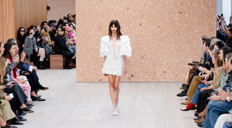 Paris Fashion Week: CHLOÉ Women s Spring Summer 2027 Collection, October 1, 2026, photographed by Sylvie Lefort, MAXPPP 01 10 2026 @Sylvie Lefort Photography MAXPPP 10 01 26 Models showcase designs from the CHLOE Women’s Spring Summer 2027 collection during Paris Fashion Week in Paris, France, October 1, 2026. The women’s collections were presented from September 28 to October 6, 26  Copyright: xmaxpppxsylviexlefortxphotographyx LFR202610019501 LFR202610019501