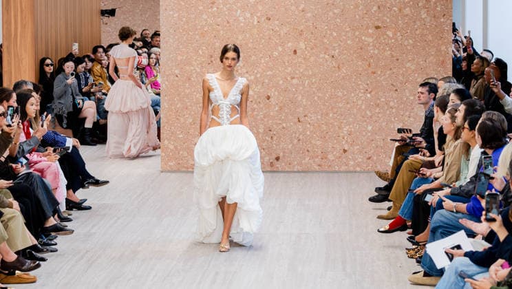 RECORD DATE NOT STATED Paris Fashion Week: CHLOÉ Women s Spring Summer 2027 Collection, October 1, 2026; Photography by Sylvie Lefort; MAXPPP 01 10 2026 @Sylvie Lefort Photography MAXPPP 10 01 26 Models showcase designs from the CHLOE Women’s Spring Summer 2027 collection during Paris Fashion Week in Paris, France, October 1, 2026. The women’s collections were presented from September 28 to October 6, 26  Copyright: xmaxpppxsylviexlefortxphotographyx LFR202610019573 LFR202610019573