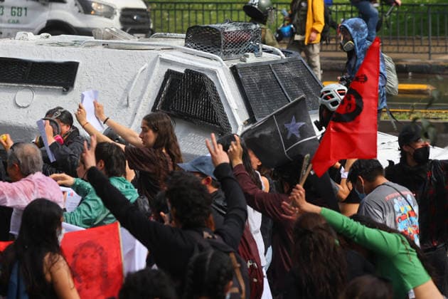 Santiago, October 1, 2026 The Chilean Student Confederation and social organizations are calling for a national strike in Santiago and other regions, demanding funding for public education as part of the debate on the 2027 Budget Bill. Jonnathan Oyarzun Aton Chile, Santiago, Chile Aton 1195855  Copyright: JONNATHANxOYARZUN ATONxCHILE
