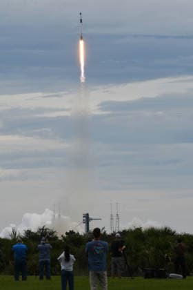 SpaceX Launches Crew-13 Mission for NASA from Cape Canaveral, Florida CAPE CANAVERAL, FLORIDA, UNITED STATES - OCTOBER 1: NASA astronauts Jessica Watkins and Luke Delaney, Canadian Space Agency astronaut Joshua Kutryk, and Roscosmos cosmonaut Sergey Teteryatnikov lift off from pad 40 at Cape Canaveral Space Force Station aboard a SpaceX Falcon 9 rocket on October 1, 2026 in Cape Canaveral, Florida. The Crew-13 mission will take the crew of four to the International Space Station for six months. Paul Hennesy Anadolu Florida United States. Editorial use only. Please get in touch for any other usage. Copyright: x2026xAnadoluxPaulxHennesyx