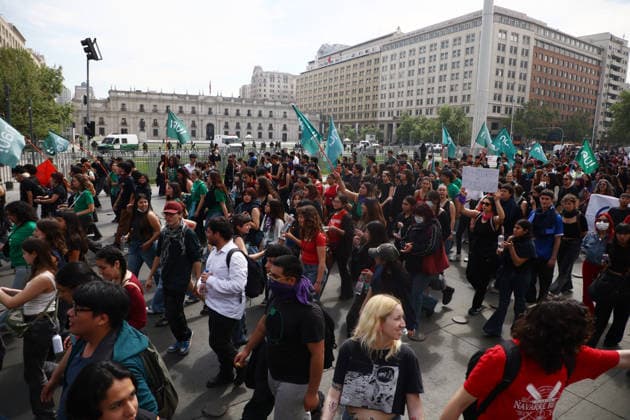 Santiago, October 1, 2026—The Chilean Student Confederation and social organizations are calling for a national strike in Santiago and other regions, demanding resources for public education as part of the debate on the 2027 Budget Bill. Dragomir Yankovic Aton Chile, Santiago, Chile Aton 1195875  Copyright: DRAGOMIRxYANKOVIC ATONxCHILE