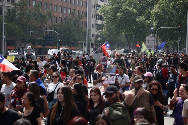Santiago, October 1, 2026—The Chilean Student Confederation and social organizations are calling for a national strike in Santiago and other regions, demanding funding for public education as part of the debate on the 2027 Budget Bill. Dragomir Yankovic Aton Chile, Santiago, Chile Aton 1195874  Copyright: DRAGOMIRxYANKOVIC ATONxCHILE