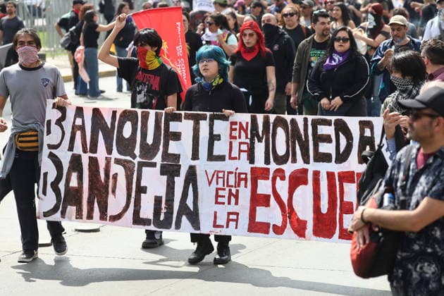 Santiago, October 1, 2026—The Chilean Student Confederation and social organizations are calling for a national strike in Santiago and other regions, demanding funding for public education as part of the debate on the 2027 Budget Bill. Dragomir Yankovic Aton Chile, Santiago, Chile. Aton 1195918  Copyright: DRAGOMIRxYANKOVIC ATONxCHILE