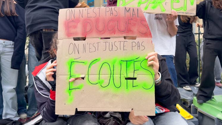 Student Protest - Paris Videograbs - Students are taking part in a blockade outside a high school in Paris’s 13th arrondissement on October 1, 2026. As part of a wave of protests that began last week in the Paris region and has spread across the country, high school students have blocked access to their schools to protest overcrowded classrooms, a shortage of teachers, and overly demanding school schedules. Photo by CLPRESS ABACAPRESS.COM Paris France  Copyright: xCLPRESS ABACAx
