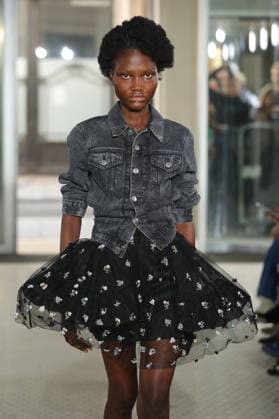 PFW - Cecile Bahnsen Runway A model walks the runway during the Cecilie Bahnsen Womenswear Spring Summer 2027 show as part of Paris Fashion Week on October 1, 2026 in Paris, France. Photo by Alain-Gil Gonzalez ABACAPRESS.COM Paris France  Copyright: xGonzalezxAlain-Gil ABACAx