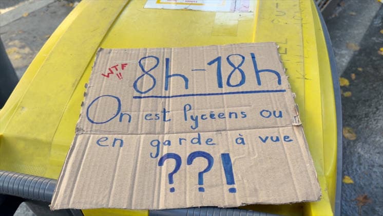 Student Protest - Paris Videograbs - Students are taking part in a blockade outside the Voltaire High School in Paris’s 11th arrondissement on October 1, 2026. As part of a wave of protests that began last week in the Paris region and has spread across the country, high school students have blocked access to their schools to protest overcrowded classrooms, a shortage of teachers, and overly demanding school schedules. Photo by CLPRESS ABACAPRESS.COM Paris France  Copyright: xCLPRESS ABACAx