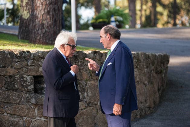 Felipe VI and Pedro Sánchez attend the opening of the La Toja Forum in O Grove, Pontevedra. Former Prime Minister Felipe González during the opening of the La Toja Forum on October 1, 2026, in O Grove, Pontevedra, Galicia, Spain. The La Toja Atlantic Link Forum is a renowned annual forum for debate and reflection focused on the defense of liberal democracy, the Atlantic partnership, and international cooperation. Founded in 2019 on the initiative of Josep Piqué, Amancio López Seijas, and the Hotusa Group, it brings together prominent political, business leaders, academics, and representatives of civil society on the island of La Toja. OCTOBER 1, 2026 LA TOJA FORUM POLITICS ECONOMY SPEAKERS ATLANTIC LINK INTERNATIONAL COOPERATION Elena Fern  Copyright: xElenaxFernandezx 7813566