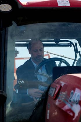 Britain s Prince William on a visit examining the role of regenerative farming in climate resilience, in Hereford Britain s Prince William sits in a farming vehicle as he meets Harry Davies (not pictured), the incoming tenant of the Duchy of Cornwall s first regenerative Farm Business Tenancy, during a visit to examine the role of regenerative farming in climate resilience, in Hereford, Britain, October 1, 2026., Credit:Mathieu Willcocks PA ROTA - B68 Avalon UNITED KINGDOM, Hereford  Copyright: xMathieuxWillcocksx xPAxROTAx-xB68x xAvalonx 1139840959