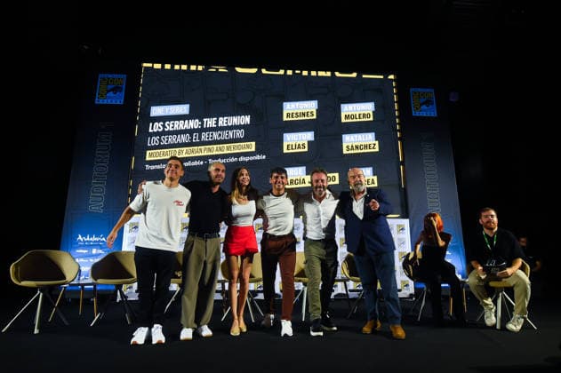 Málaga Hosts the Kickoff of San Diego Comic-Con Málaga The stars of the series *Los Serranos* at San Diego Comic-Con Málaga October 1, 2026, in Málaga, Andalusia, Spain The city of Málaga hosts the start of San Diego Comic-Con Málaga, which brings together fans and professionals from the worlds of pop culture, entertainment, comics, and the audiovisual industry at Fycma. October 1, 2026, in Málaga, Andalusia, Málaga, Andalusia, Spain  Copyright: xÃlexxZeax 7813751