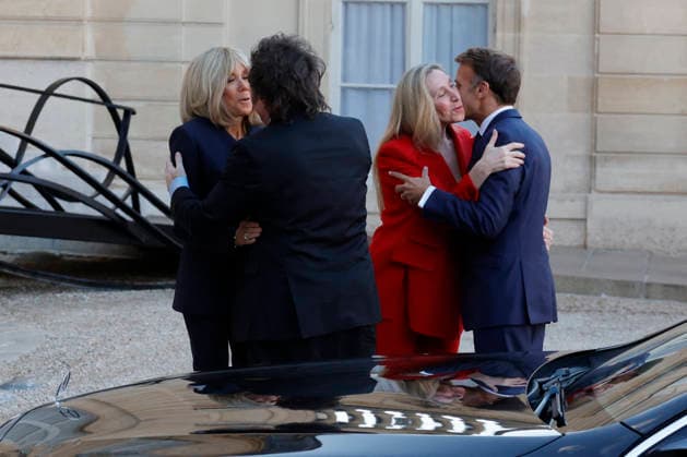Javier Milei received at Elysee Palace - Paris France’s President Emmanuel Macron and his wife Brigitte is seen here receiving Argentina’s President Javier Milei and his sister Karina in Elysee Palace in Paris, France on October 1st, 2026. Photo by Henri Szwarc ABACAPRESS.COM Paris France  Copyright: xSzwarcxHenri ABACAx