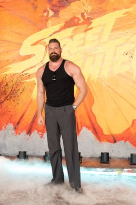 IPA89188069 - London, promotional photos for the movie Street Fighter on Leake Street. Pictured: Olivier Richters  Copyright: xCristinaxMasseix xCristinaxMasseix IPA89188069